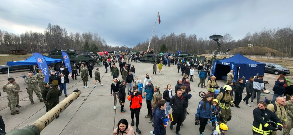 1st Battalion, 12th Cavalry Regiment, attend Runway Run '26 alongside NATO allies