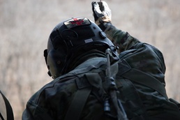 Wisconsin Army National Guard Conducts Hoist Training