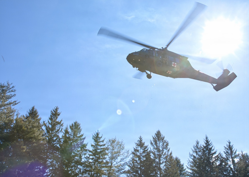 Wisconsin Army National Guard Conducts Hoist Training