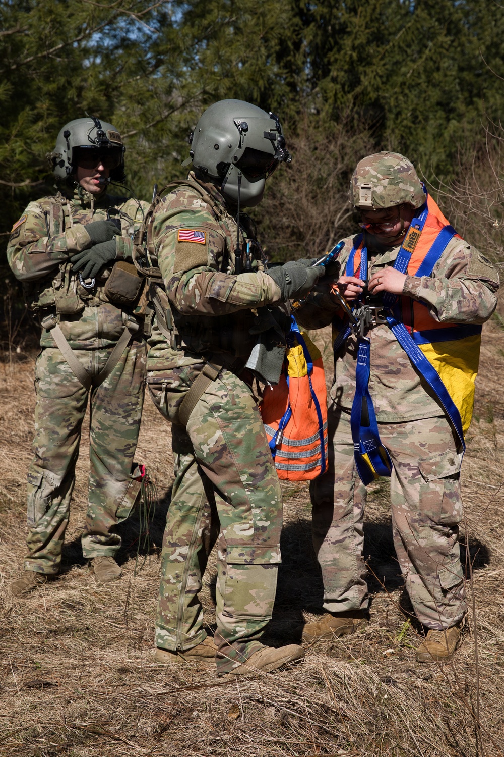 Wisconsin Army National Guard Conducts Hoist Training