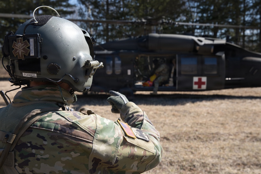 Wisconsin Army National Guard Conducts Hoist Training