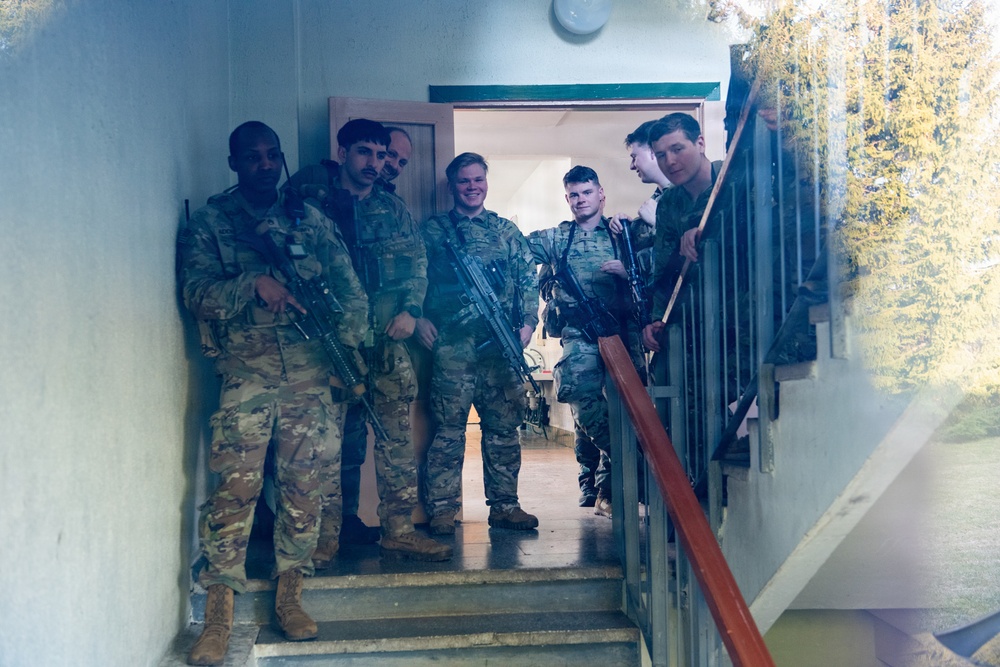 U.S. Soldiers Train with Lithuanian Allies During 91st Soft Launch in Utena