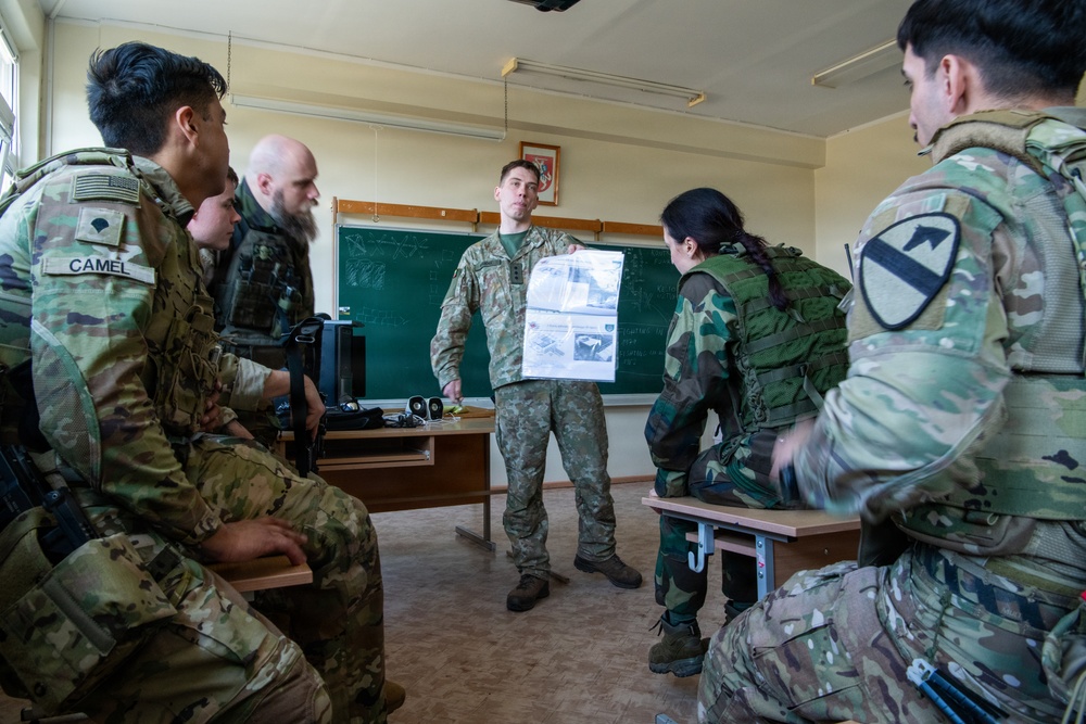U.S. Soldiers Train with Lithuanian Allies During 91st Soft Launch in Utena