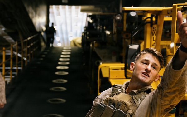 11th MEU Marines Conduct Lance Corporal Leadership and Ethics Seminar Culminating PT Aboard USS Boxer