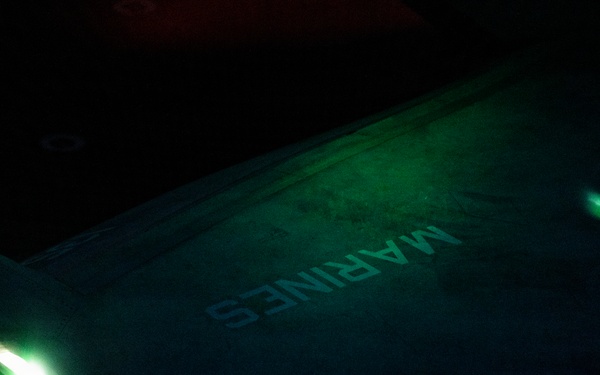 11th MEU Marines, Sailors Conduct Deck Landing Qualifications Aboard USS Boxer