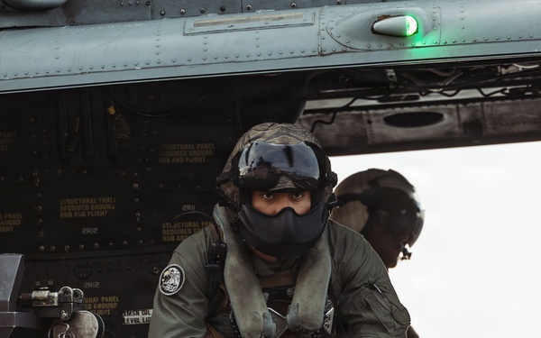 11th MEU Marines, Sailors Conduct Deck Landing Qualifications Aboard USS Boxer