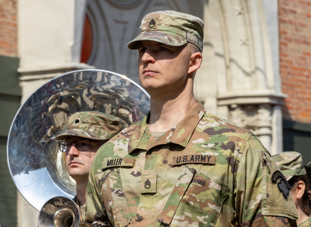 338th Army Band participates in Cincinnati Reds Opening Day Parade