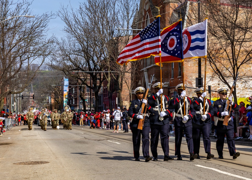 338th Army Band participates in Cincinnati Reds Opening Day Parade