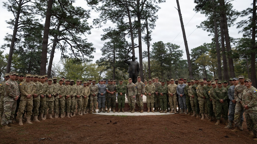Strengthening Ties: U.S., Colombian militaries wrap up strategic PISAJ 22 engagement