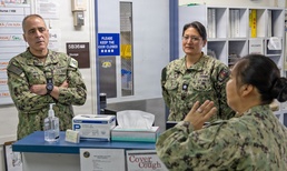 DHN Pacific Rim Director visits USNH Yokosuka, recognizes staff