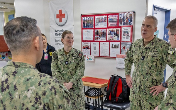 DHN Pacific Rim Director visits USNH Yokosuka, recognizes staff