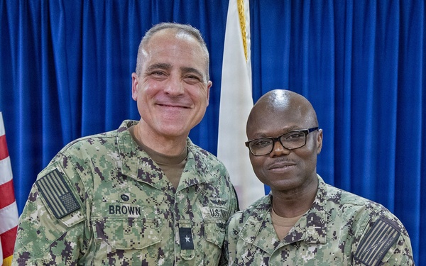 DHN Pacific Rim Director visits USNH Yokosuka, recognizes staff