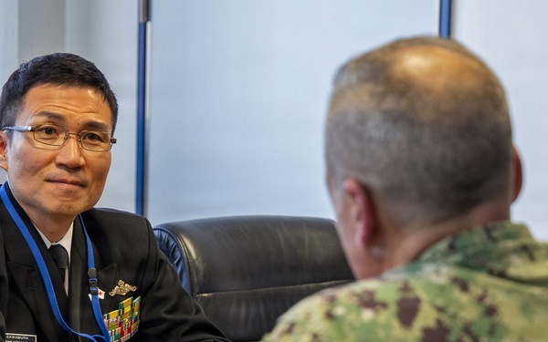 DHN Pacific Rim Director visits USNH Yokosuka, recognizes staff