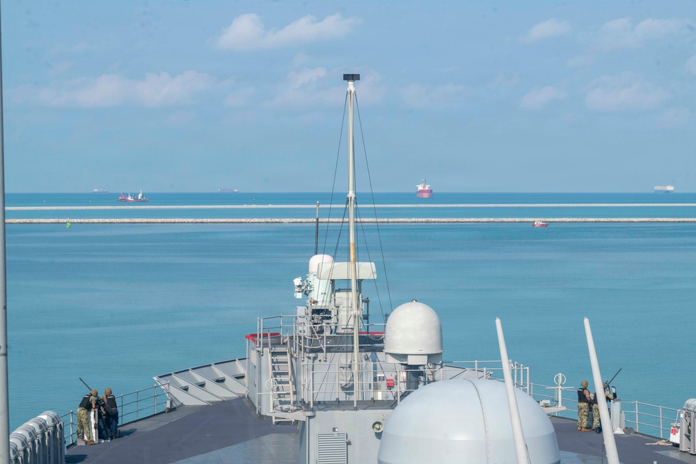 Blue Ridge departs Thailand