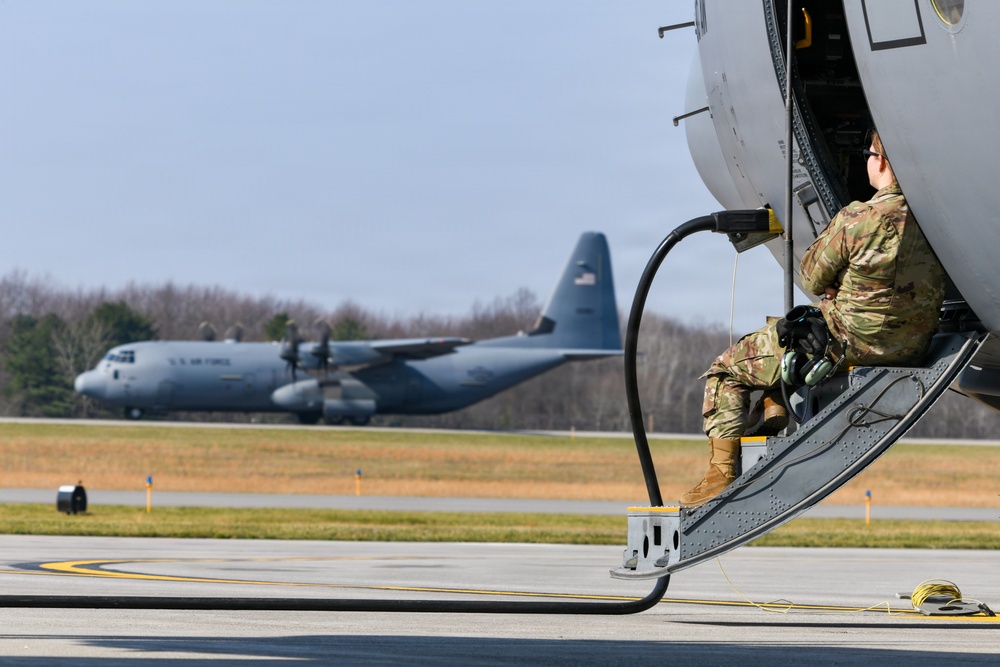 Tactical airlifter takeoff