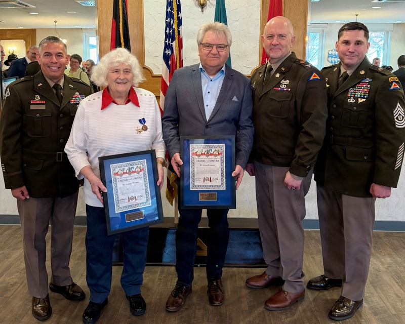 7ATC Commanding General recognizes Good Neighbors