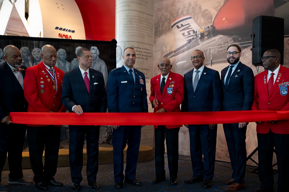 A Legacy of Valor; Virginia Air and Space Science Center opens new Tuskegee Exhibit\