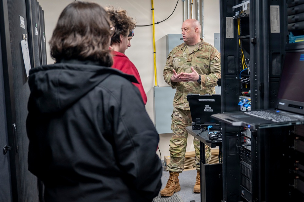 Local BOCES Students Tour Hancock Field Air National Guard Base