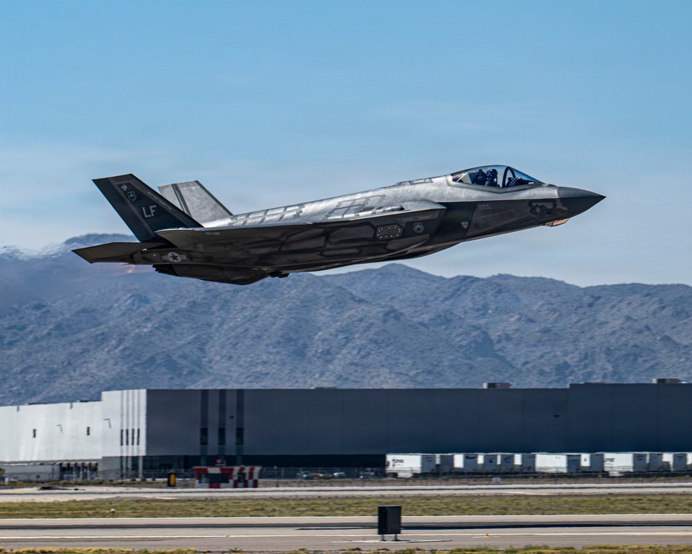 F-35A Demo Team Performs at Luke AFB