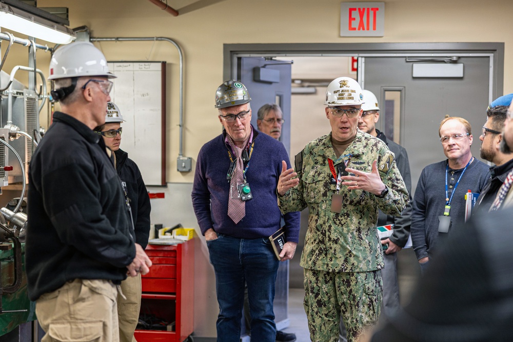 Portsmouth Naval Shipyard Hosts Vice Admiral Gaucher