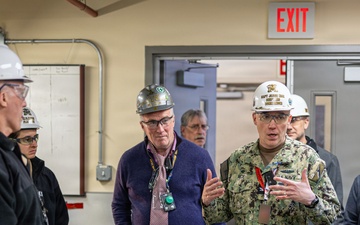 Portsmouth Naval Shipyard Hosts Vice Admiral Gaucher