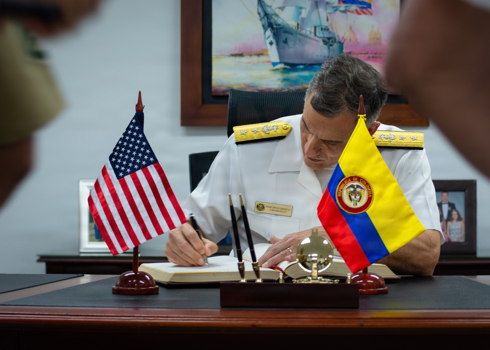 U.S. and Colombian Navies Reinforce Partnership at Maritime Staff Talks