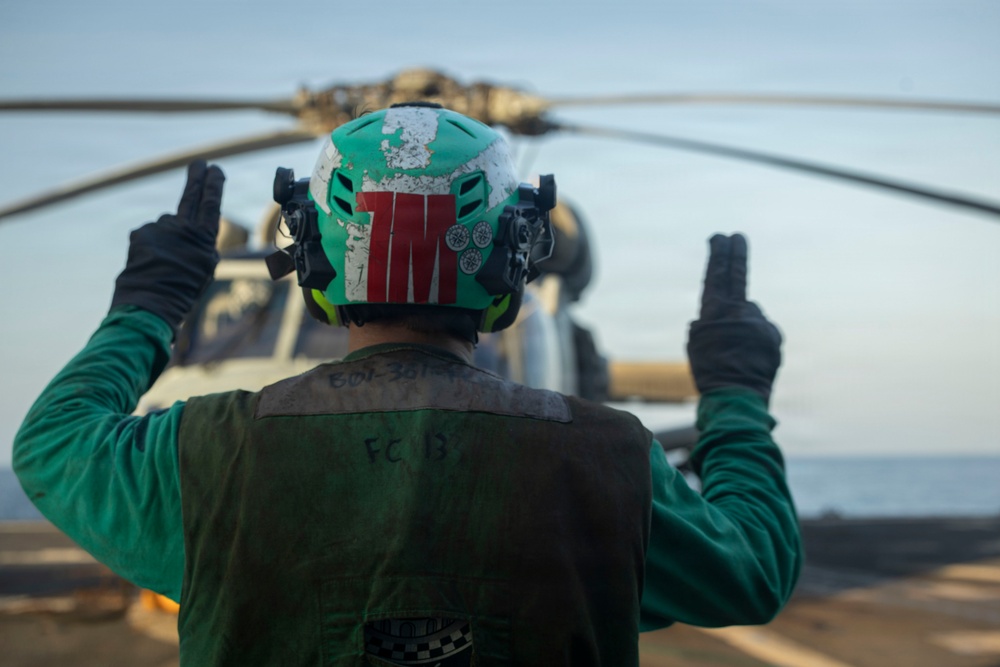 USS Delbert D. Black (DDG 119) Conducts Flight Ops During Operation Epic Fury