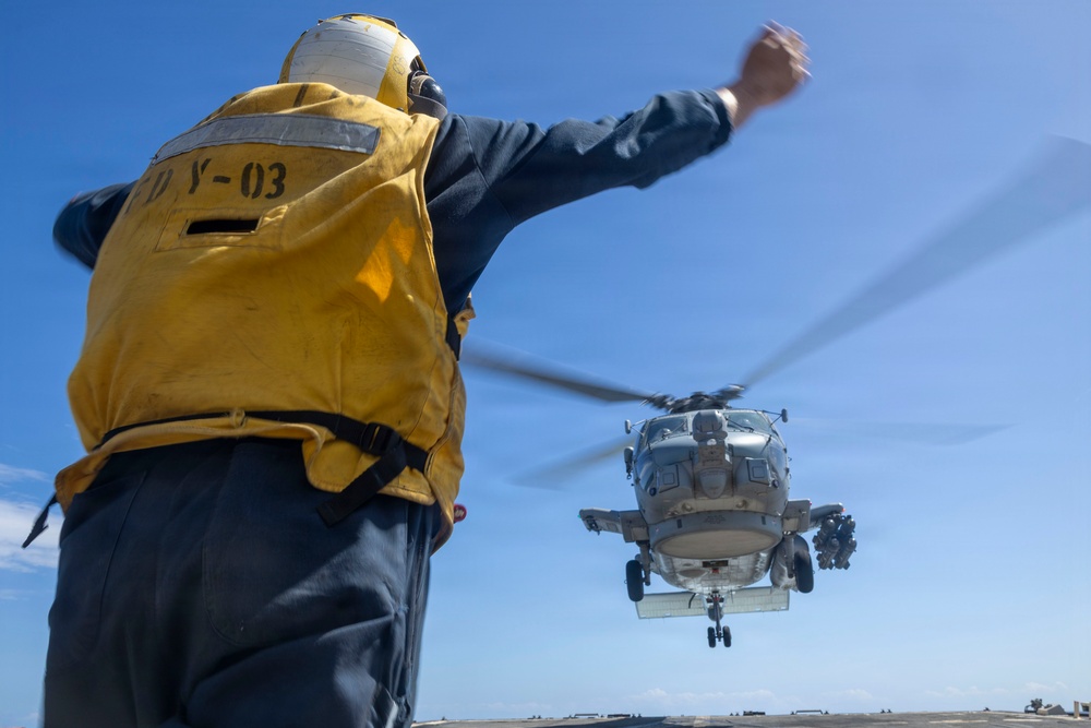 USS Delbert D. Black (DDG 119) Conducts Flight Ops During Operation Epic Fury