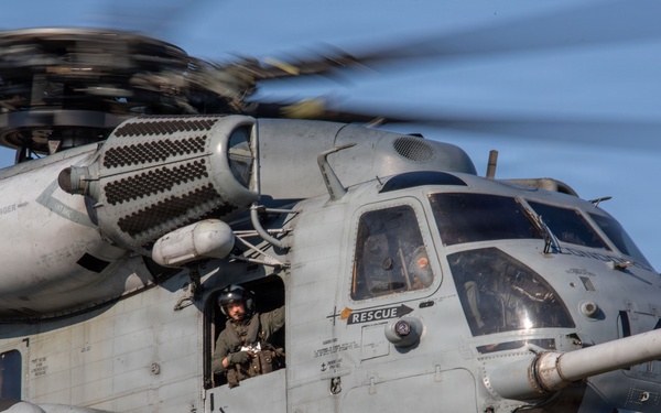 Marines with Logistics Operations School conduct Helicopter Support Team training