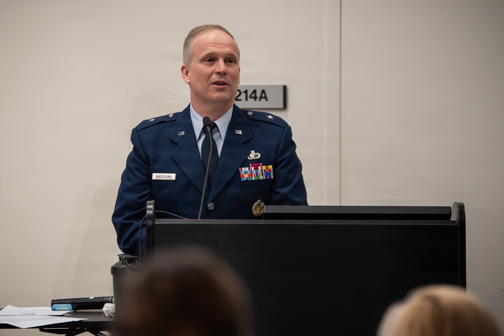 AFRL’s 711th Human Performance Wing welcomes new commander during change of command ceremony