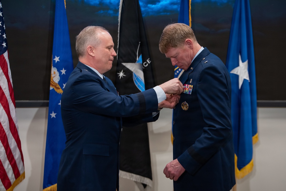 AFRL’s 711th Human Performance Wing welcomes new commander during change of command ceremony