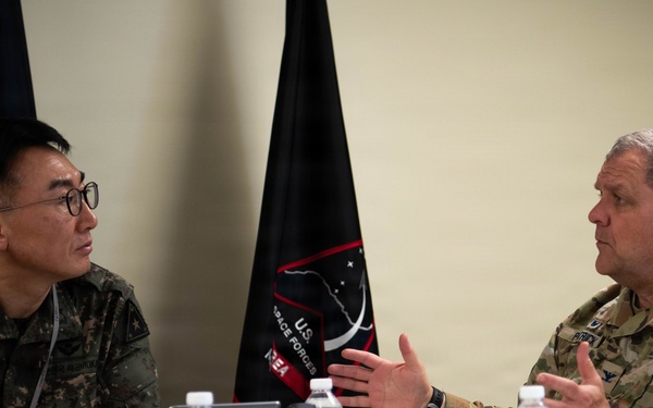 Deputy director of the Republic of Korea Army headquarters policy office visits U.S. Space Forces – Korea