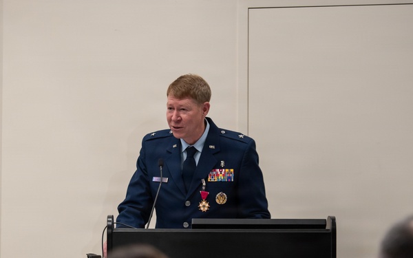 AFRL’s 711th Human Performance Wing welcomes new commander during change of command ceremony