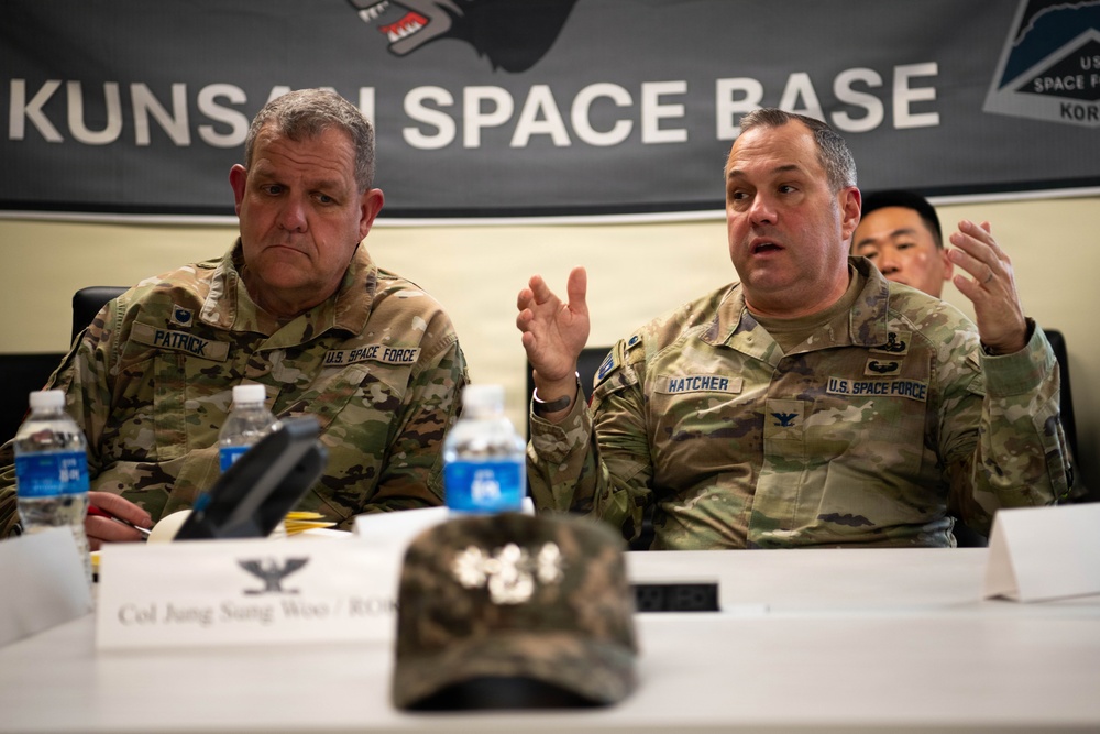 Deputy director of the Republic of Korea Army headquarters policy office visits U.S. Space Forces – Korea