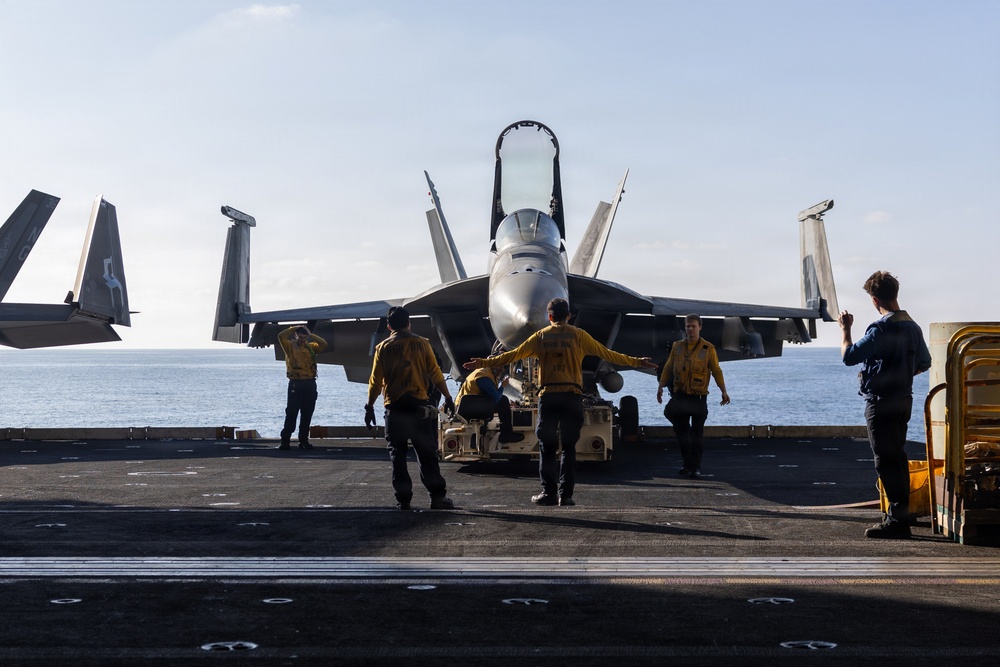 USS Abraham Lincoln (CVN72) Supports Operation Epic Fury