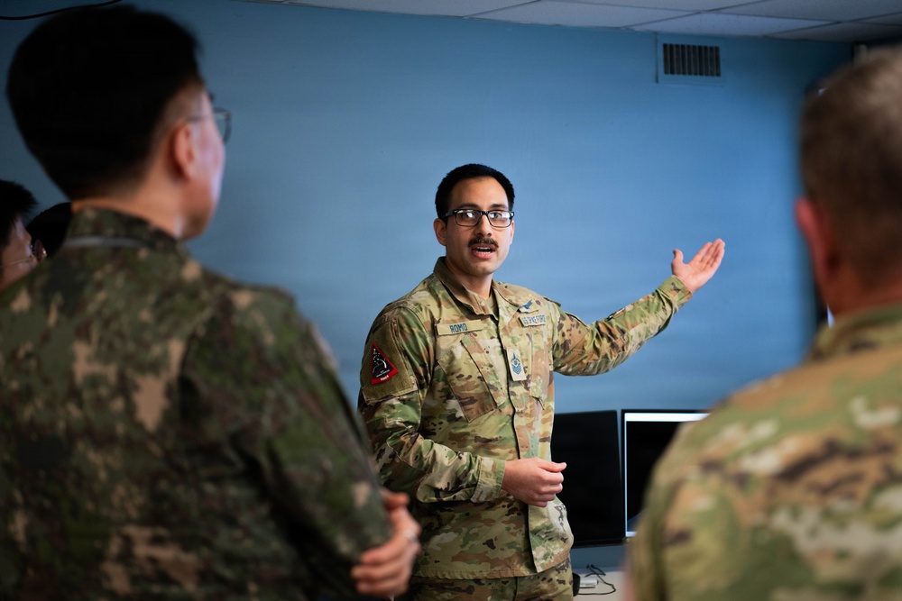 Deputy director of the Republic of Korea Army headquarters policy office visits U.S. Space Forces – Korea