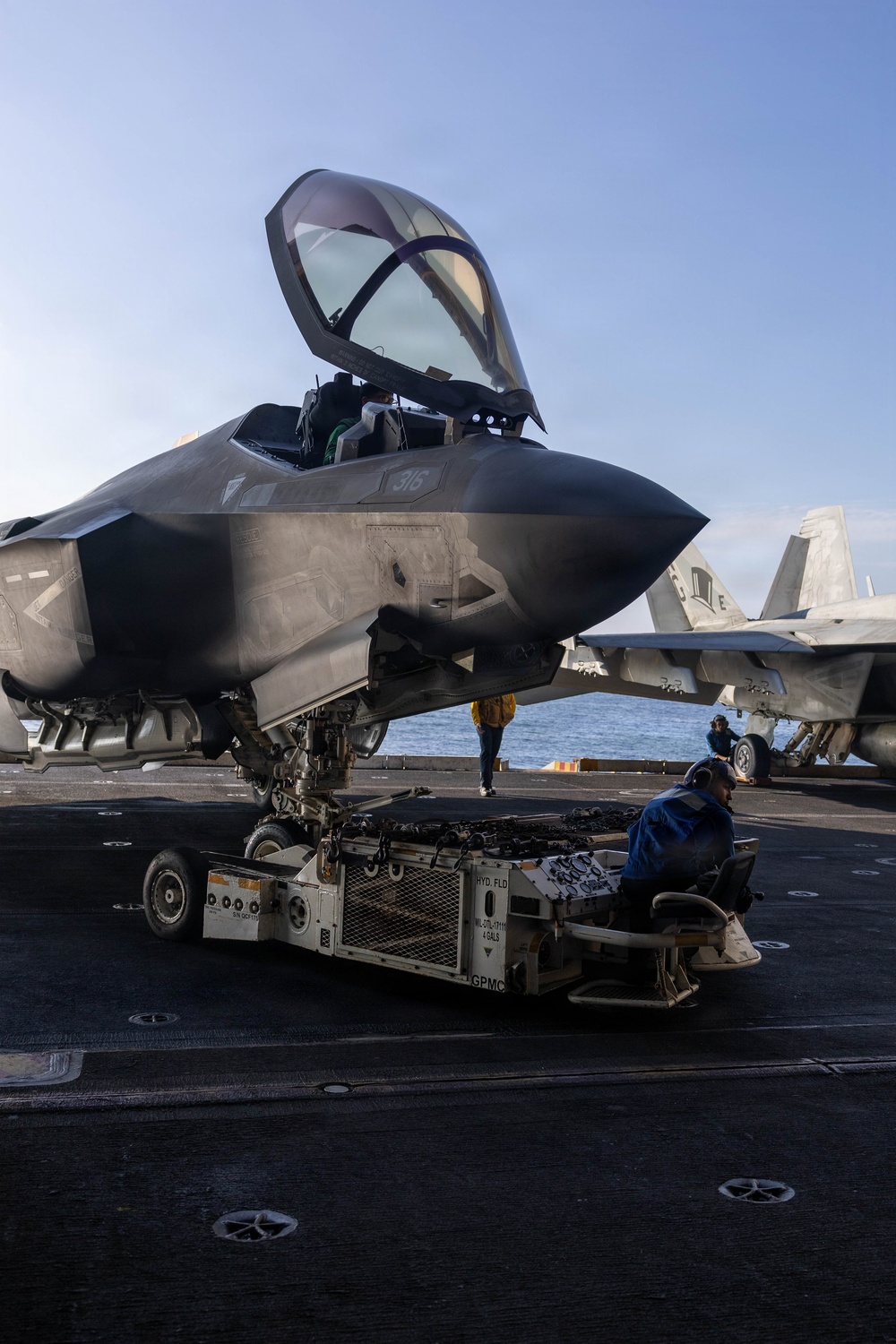 USS Abraham Lincoln (CVN72) Supports Operation Epic Fury