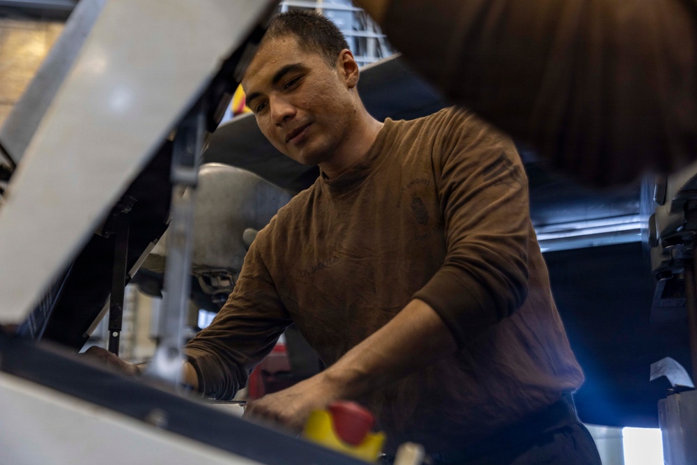 Abraham Lincoln Conducts Aircraft Maintenance