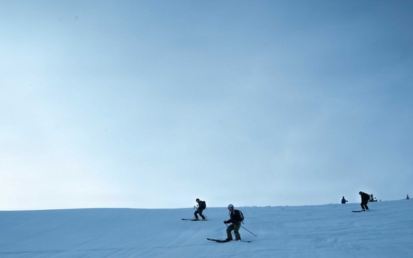 1st Special Forces Group (Airborne) conducts Basic Mountain Operator-Winter course