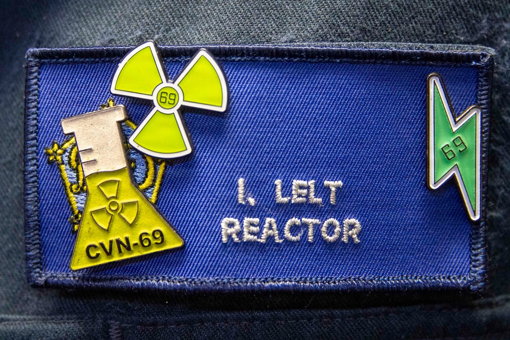 Ike Conducts Planned Incremental Availability maintenance period