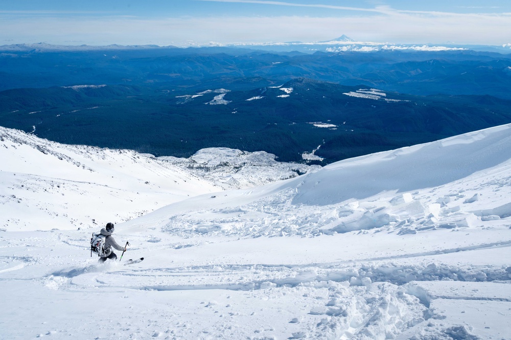 1st Special Forces Group (Airborne) conducts Basic Mountain Operator-Winter course