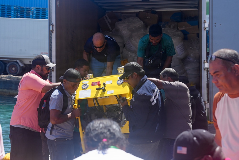 Oil Spill Response Workshop Strengthens RMI's Emergency Preparedness