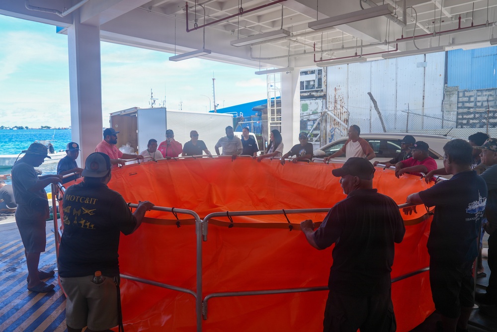 Oil Spill Response Workshop Strengthens RMI's Emergency Preparedness