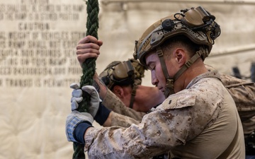 22nd MEU(SOC) | India Co. BLT 3/6 Conduct Fast Rope Training