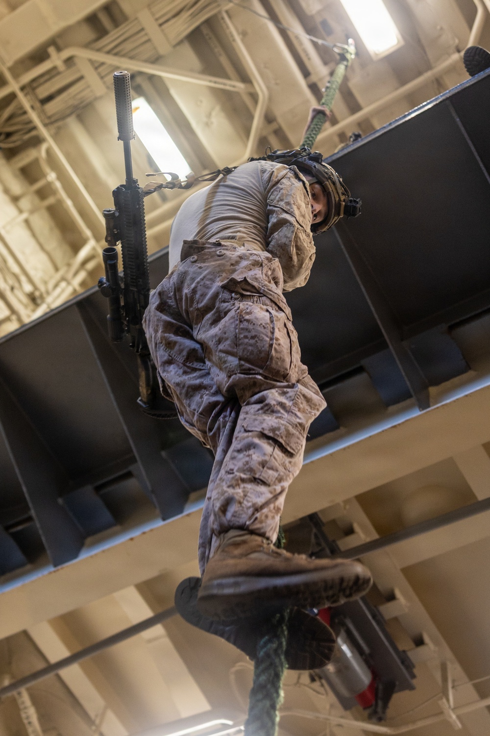22nd MEU(SOC) | India Co. BLT 3/6 Conduct Fast Rope Training