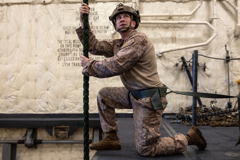 22nd MEU(SOC) | India Co. BLT 3/6 Conduct Fast Rope Training