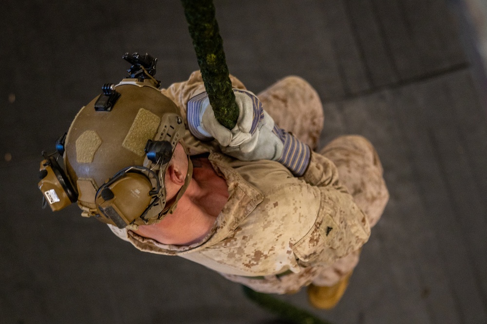 22nd MEU(SOC) | India Co. BLT 3/6 Conduct Fast Rope Training