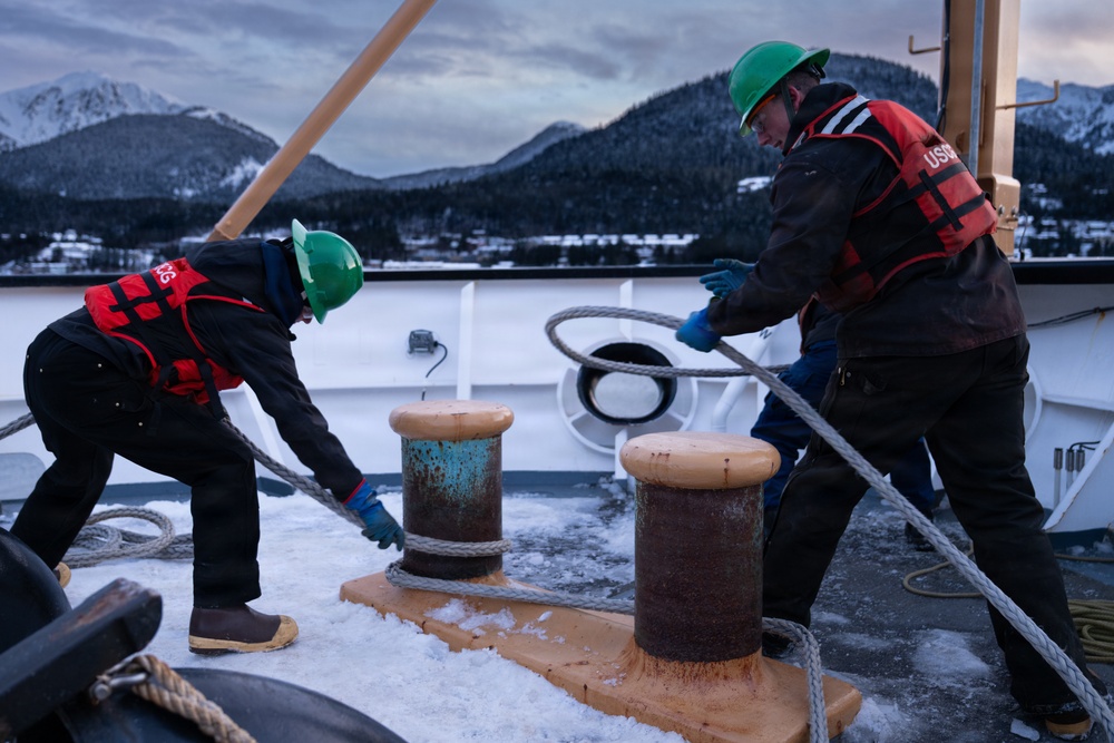 USCGC Kukui prepares to depart Juneau, Alaska