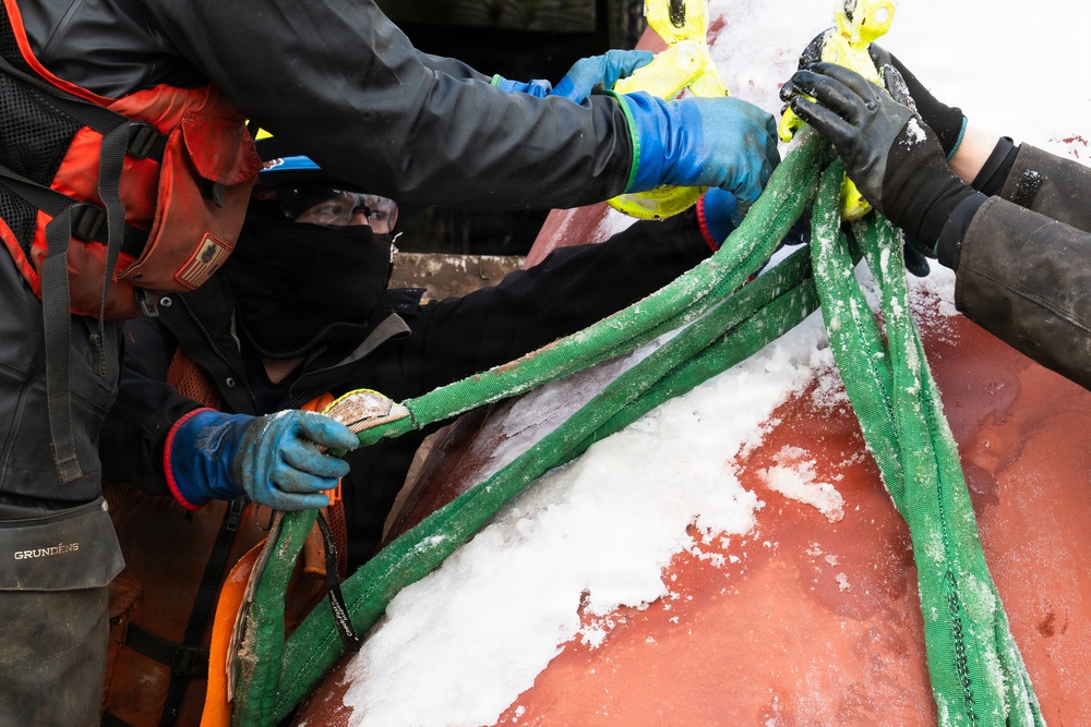 USCGC Kukui prepares to depart Juneau, Alaska