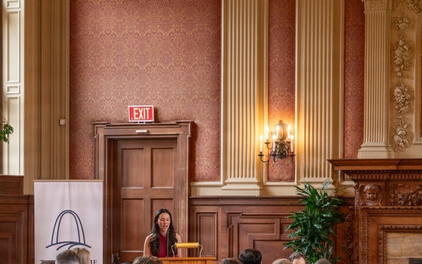 Former chief of National Guard Bureau speaks at veterans' leadership forum